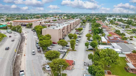 1900 W 68th St #E104, Hialeah, FL 33014 photo 4