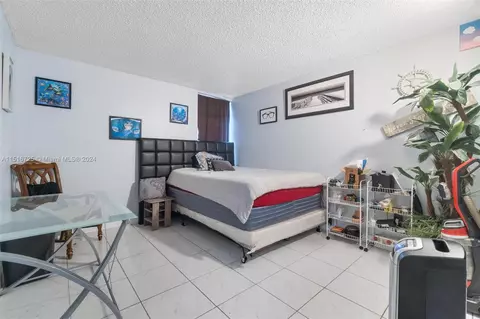 1900 W 68th St #E104, Hialeah, FL 33014 photo 21