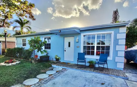 620 N 68th Way, Hollywood, FL 33024