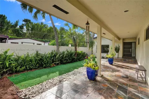 9150 SW 78th St, Miami, FL 33173