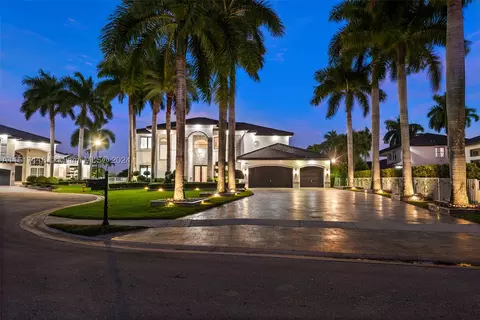 3947 SW 190th Ave, Miramar, FL 33029