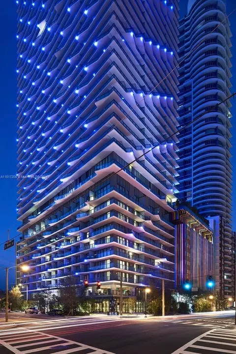 1300 S Miami Ave #3707, Miami, FL 33130