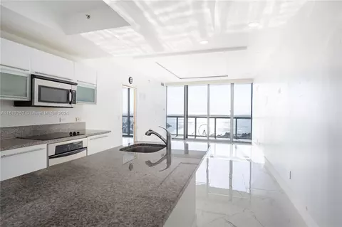 888 Biscayne Blvd #3504, Miami, FL 33132 photo 15
