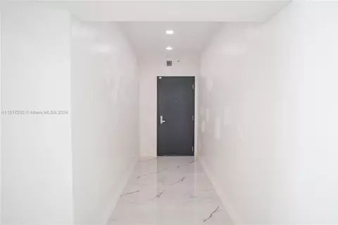 888 Biscayne Blvd #3504, Miami, FL 33132 photo 7