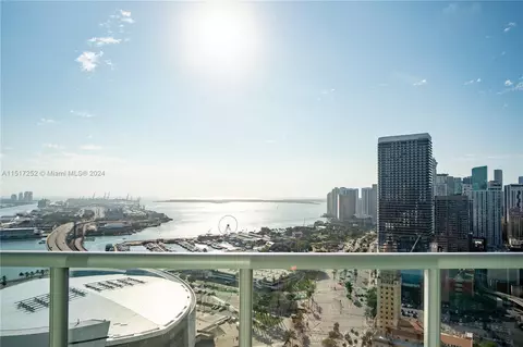888 Biscayne Blvd #3504, Miami, FL 33132 photo 9