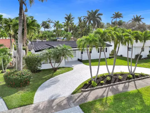 1115 N 13th Ter, Hollywood, FL 33019