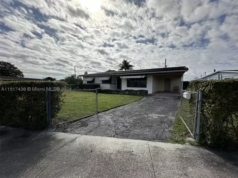 10402 SW 40th Ter, Miami, FL 33165