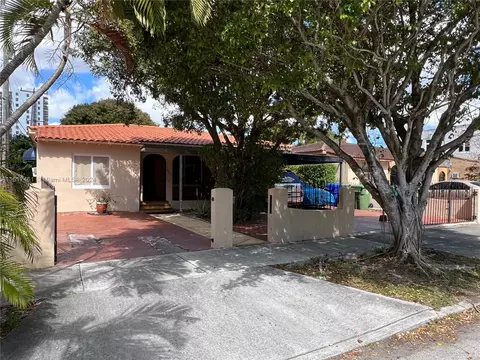 2675 SW 24th Ter, Miami, FL 33145