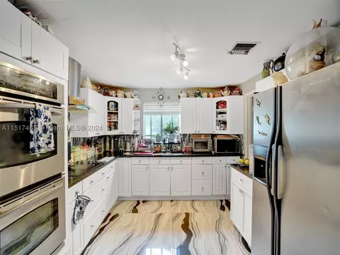 1741 SW 6th Ave, Pompano Beach, FL 33060