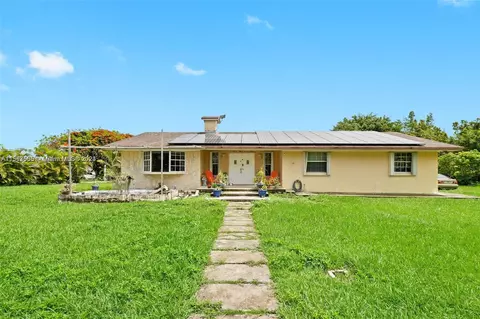 16625 SW 197th Ter, Miami, FL 33187