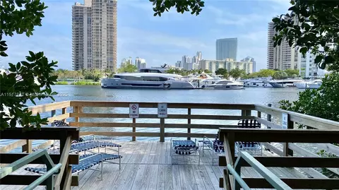 19901 E Country Club Dr #2103, Aventura, FL 33180
