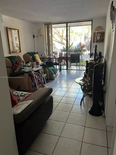 14501 N Kendall Dr #107-H, Miami, FL 33186