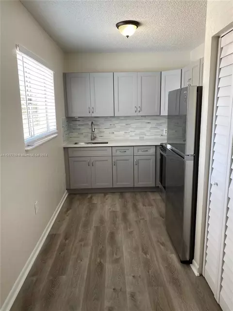 159 W 8th St #7, Hialeah, FL 33010 photo 2