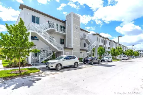6421 NW 102nd Path #102, Doral, FL 33178
