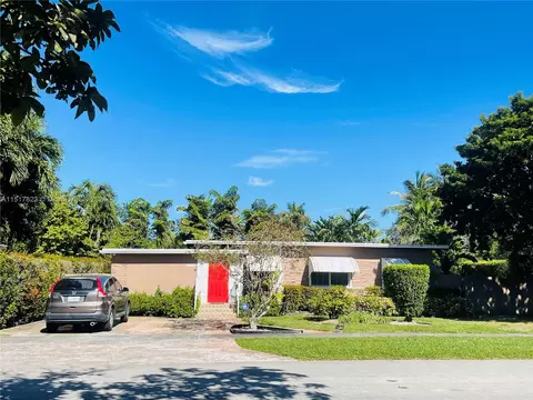 6051 SW 44th Ter, Miami, FL 33155