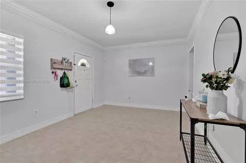 121 E 42nd St, Hialeah, FL 33013 photo 38
