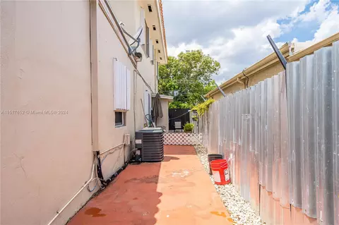121 E 42nd St, Hialeah, FL 33013 photo 58