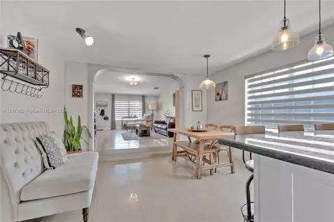 121 E 42nd St, Hialeah, FL 33013 photo 10
