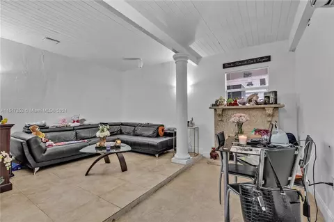 121 E 42nd St, Hialeah, FL 33013 photo 30
