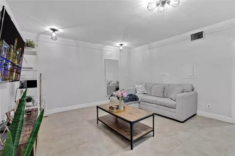 121 E 42nd St, Hialeah, FL 33013 photo 47