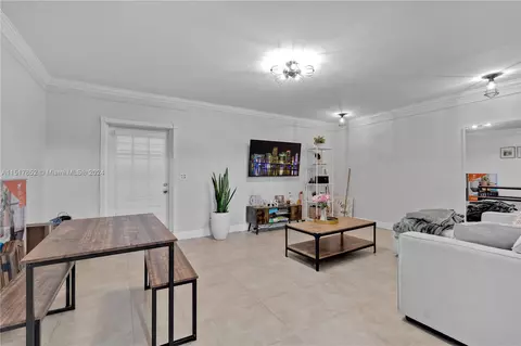 121 E 42nd St, Hialeah, FL 33013 photo 45