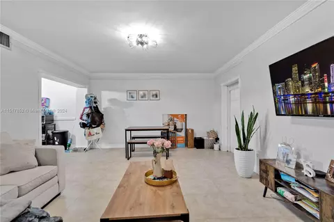 121 E 42nd St, Hialeah, FL 33013 photo 48