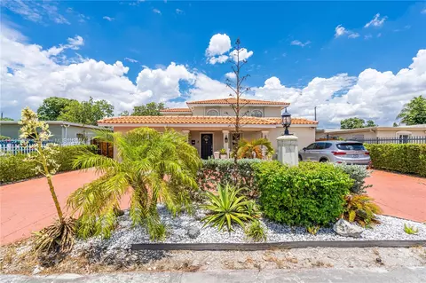 121 E 42nd St, Hialeah, FL 33013 photo 4