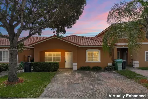 10906 SW 181st Ter #10906, Miami, FL 33157