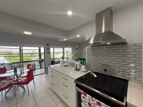 1350 SW 122nd Ave #412, Miami, FL 33184