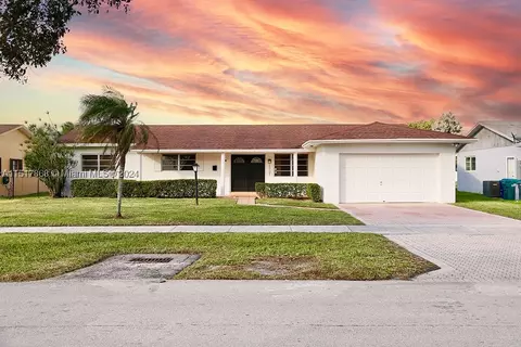1721 NW 191st St, Miami Gardens, FL 33056