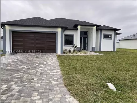 25 NW 5th Te, Cape Coral, FL 33993