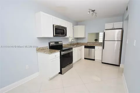 8301 Sands Point Blvd #S101, Tamarac, FL 33321