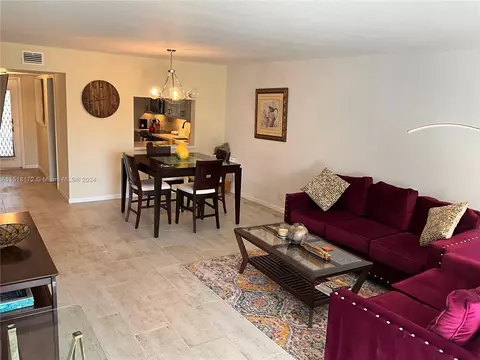 2850 Forest Hills Blvd #112, Coral Springs, FL 33065