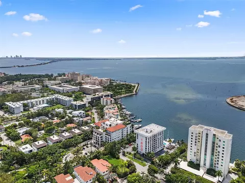1600 S Bayshore Ln #8C, Miami, FL 33133