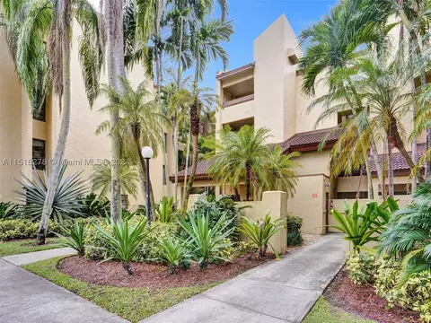9285 SW 125th Ave #201, Miami, FL 33186