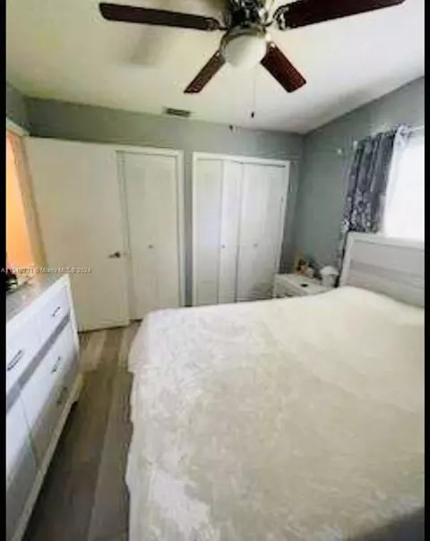854 E 32nd St, Hialeah, FL 33013 photo 7