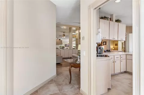 Kitchen - 256 Brier Cir, Jupiter, FL 33458 photo 1 of 4
