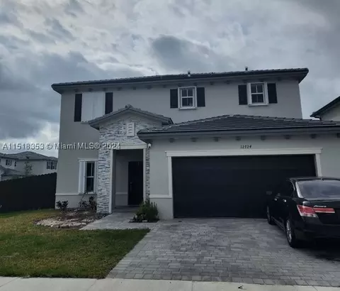12724 SW 213th St, Miami, FL 33177