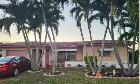 5807 NW 86th Ave, Tamarac, FL 33321