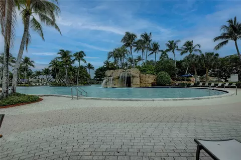 10710 NW 66th St #110, Doral, FL 33178
