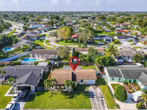 7832 SW 128th Pl, Miami, FL 33183