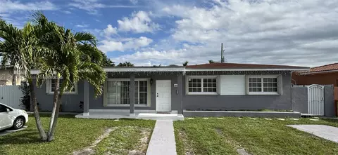 11125 NW 61st Ave, Hialeah, FL 33012