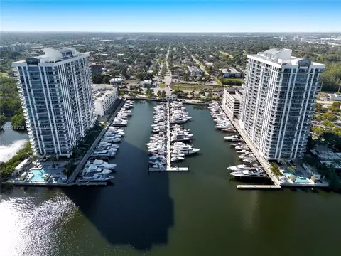 17301 Biscayne Blvd #906, North Miami Beach, FL 33160
