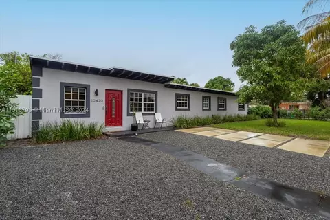 10420 NW 2nd Ct, Miami, FL 33150