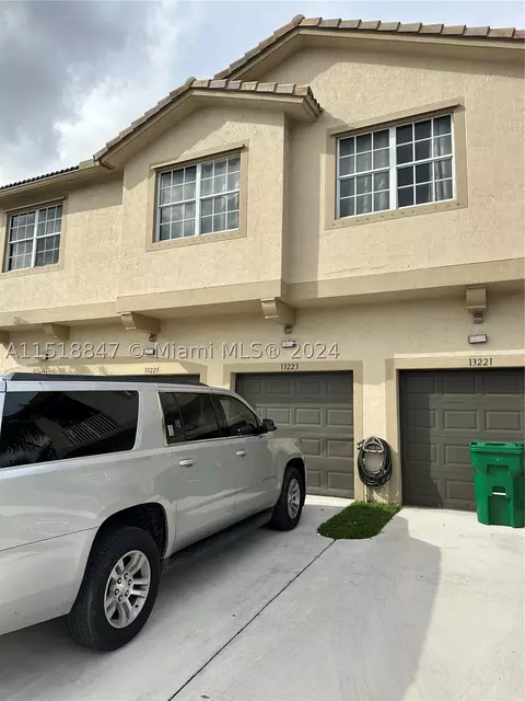 13223 SW 42nd St #8104, Miramar, FL 33027