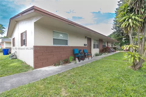 332-336 NE 44th St, Pompano Beach, FL 33064