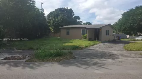 550 NE 45th Ct, Pompano Beach, FL 33064