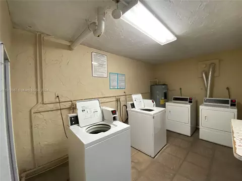 Undisclosed, Hialeah, FL 33012 photo 14