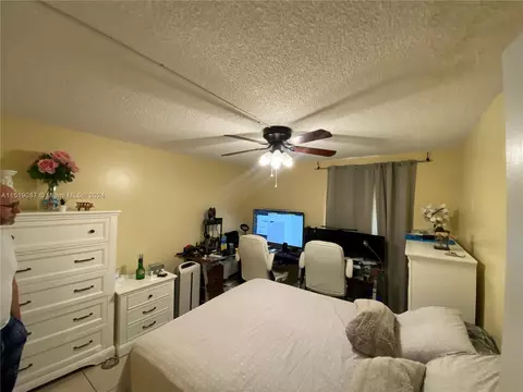Undisclosed, Hialeah, FL 33012 photo 7