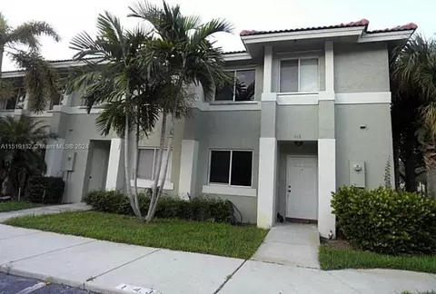 155 Hidden Ct Rd #155, Hollywood, FL 33023